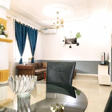 Appartement Meuble 3Ch Yaounde Omnisport - Tigson Exterior photo