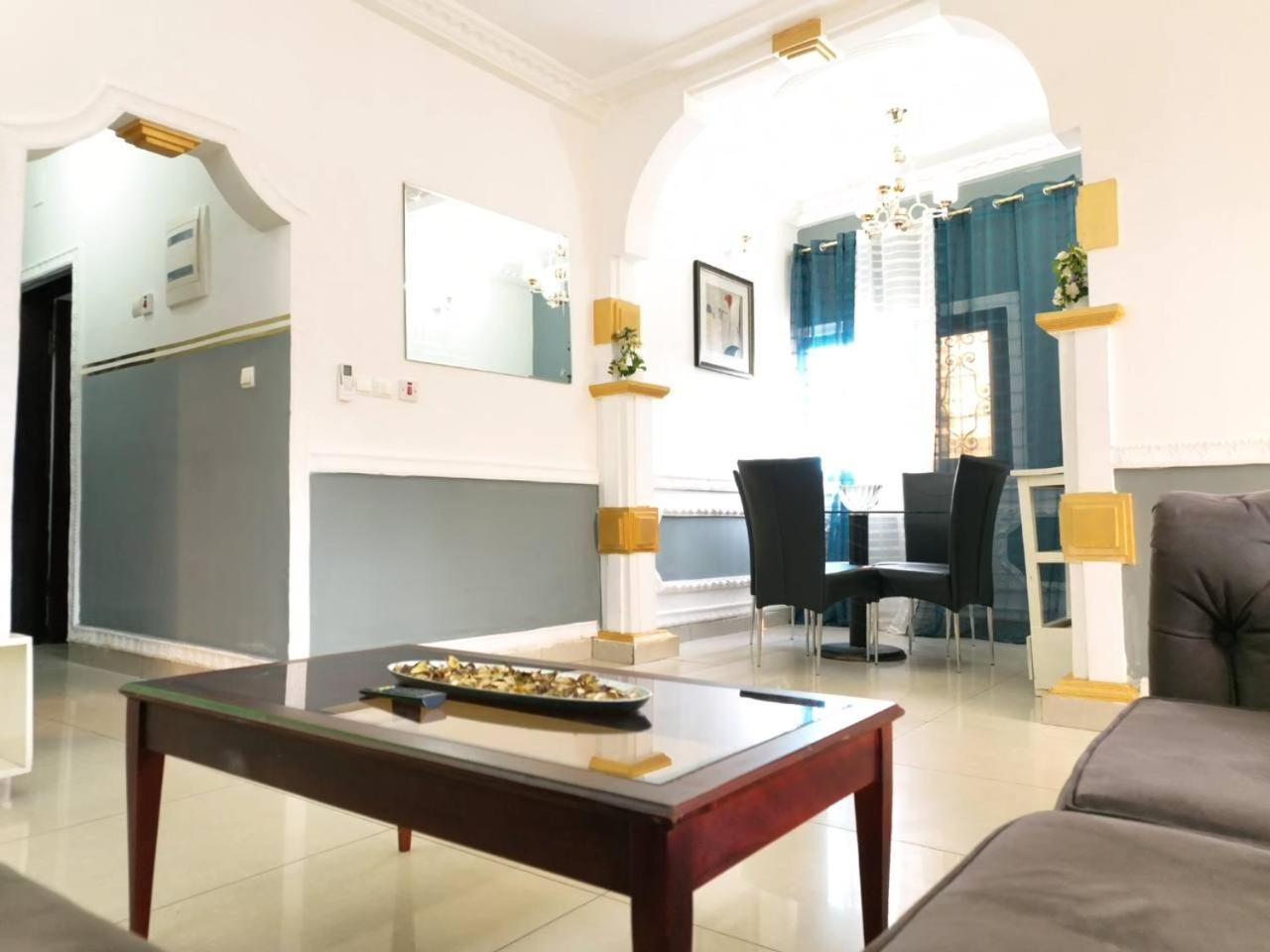 Appartement Meuble 3Ch Yaounde Omnisport - Tigson Exterior photo